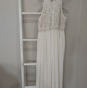 Plus size formal white dress